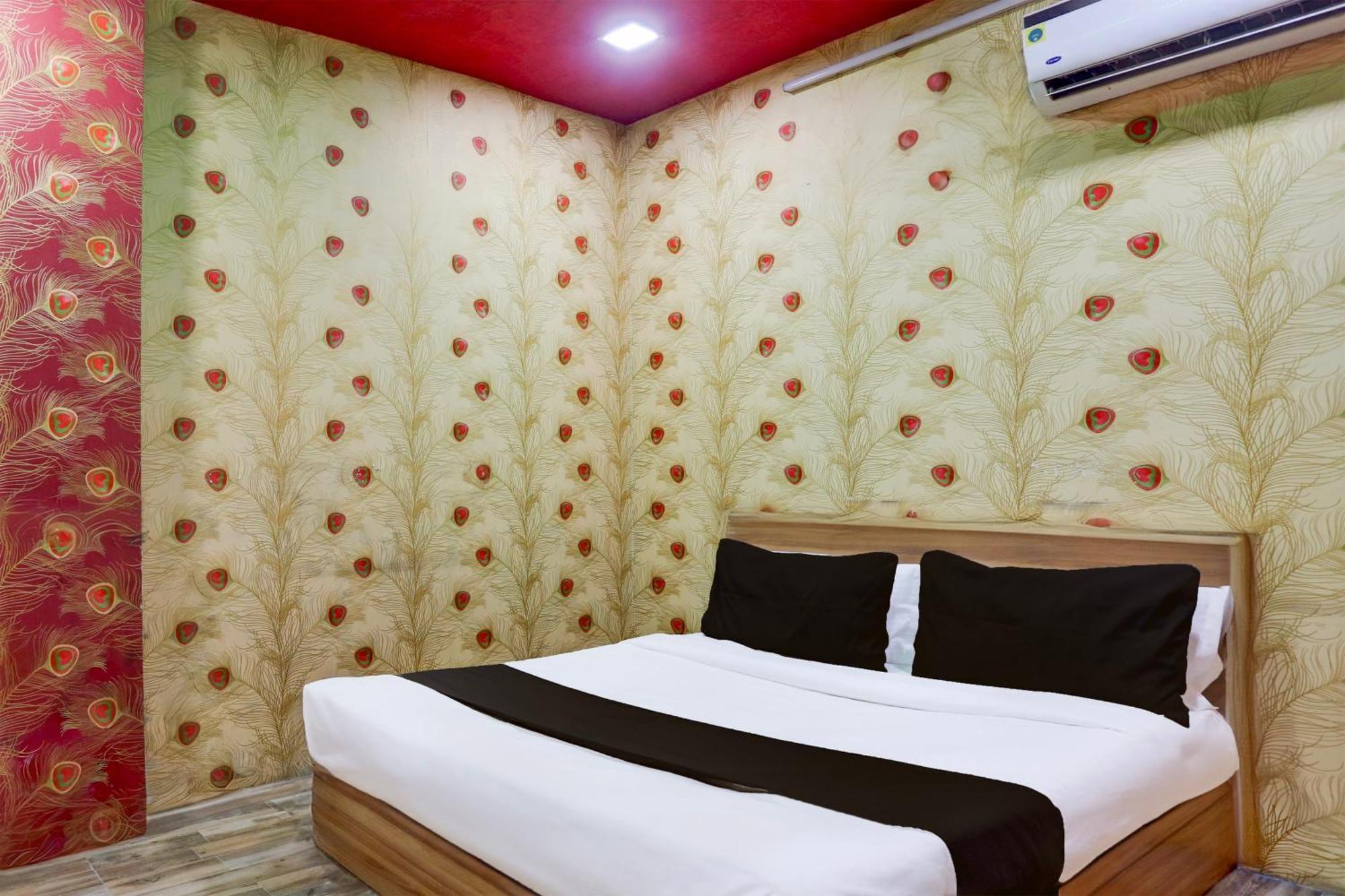 Super Hotel O S J Residency Делхи Екстериор снимка