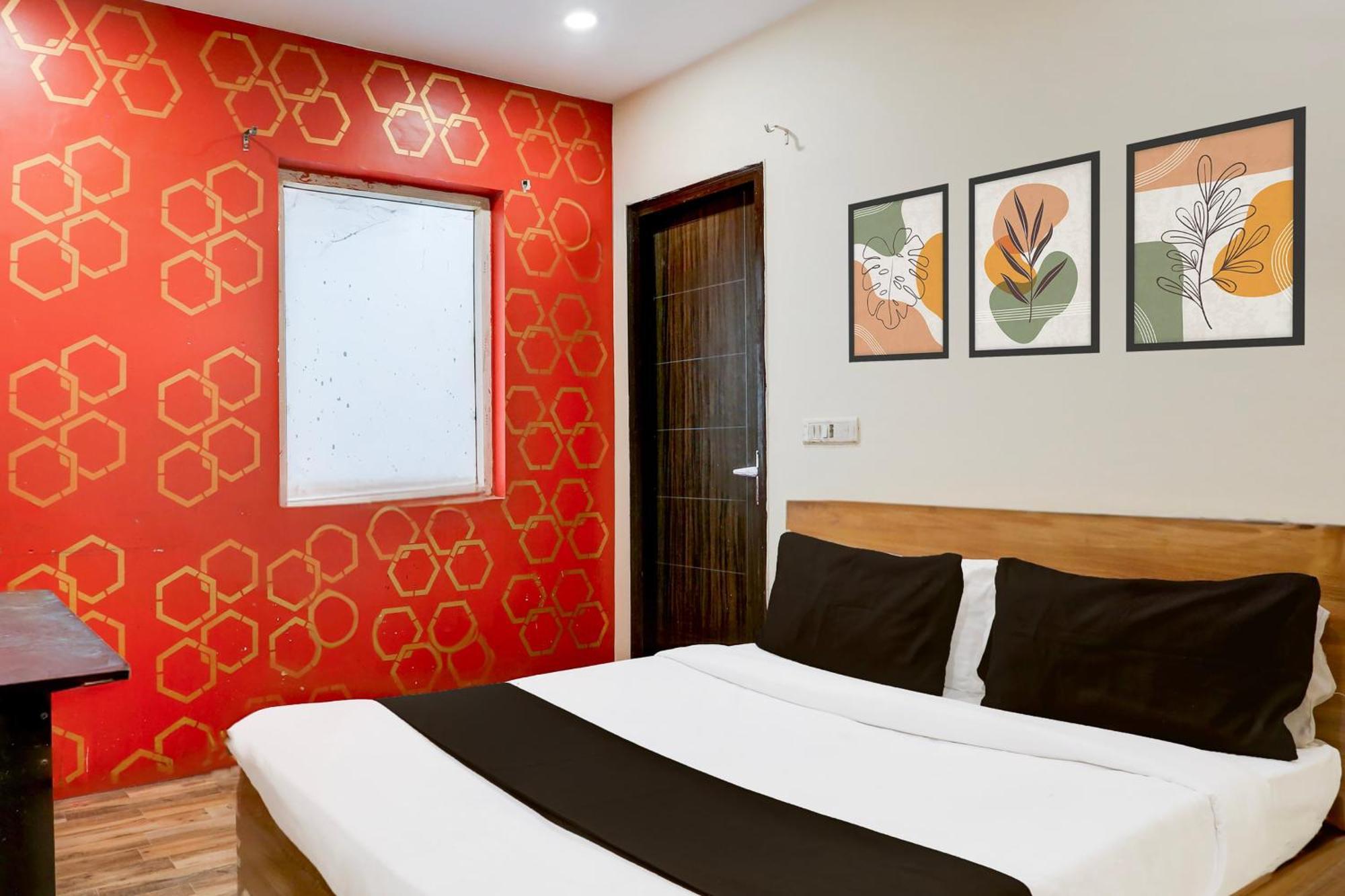 Super Hotel O S J Residency Делхи Екстериор снимка