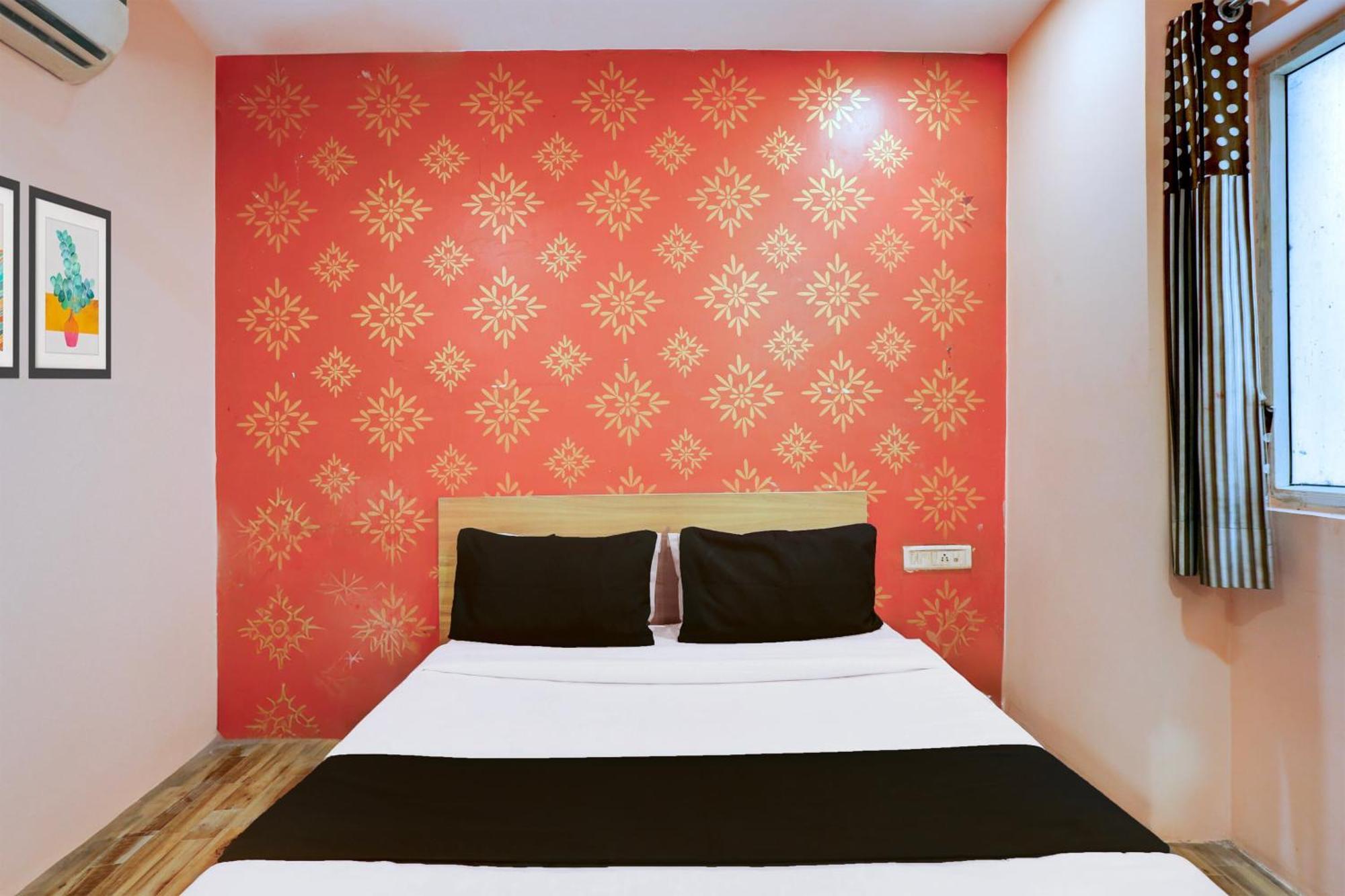 Super Hotel O S J Residency Делхи Екстериор снимка