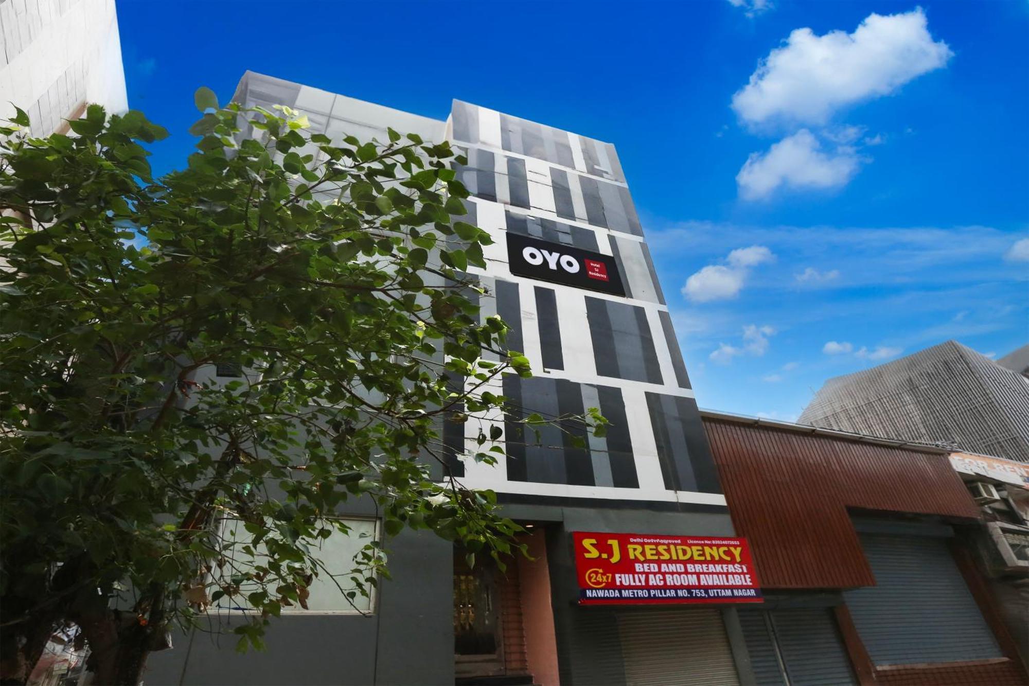 Super Hotel O S J Residency Делхи Екстериор снимка